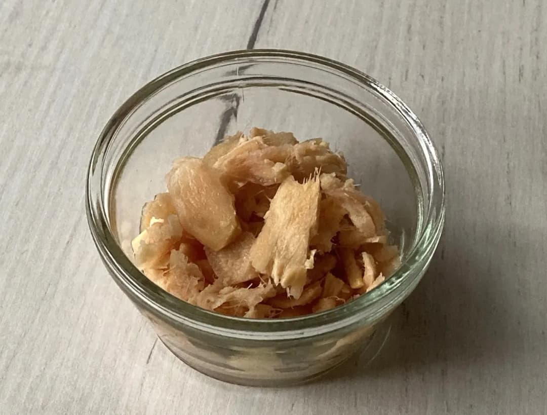 Domowy sposób na marynowanie imbiru do herbaty. Prosty przepis bez wysiłku