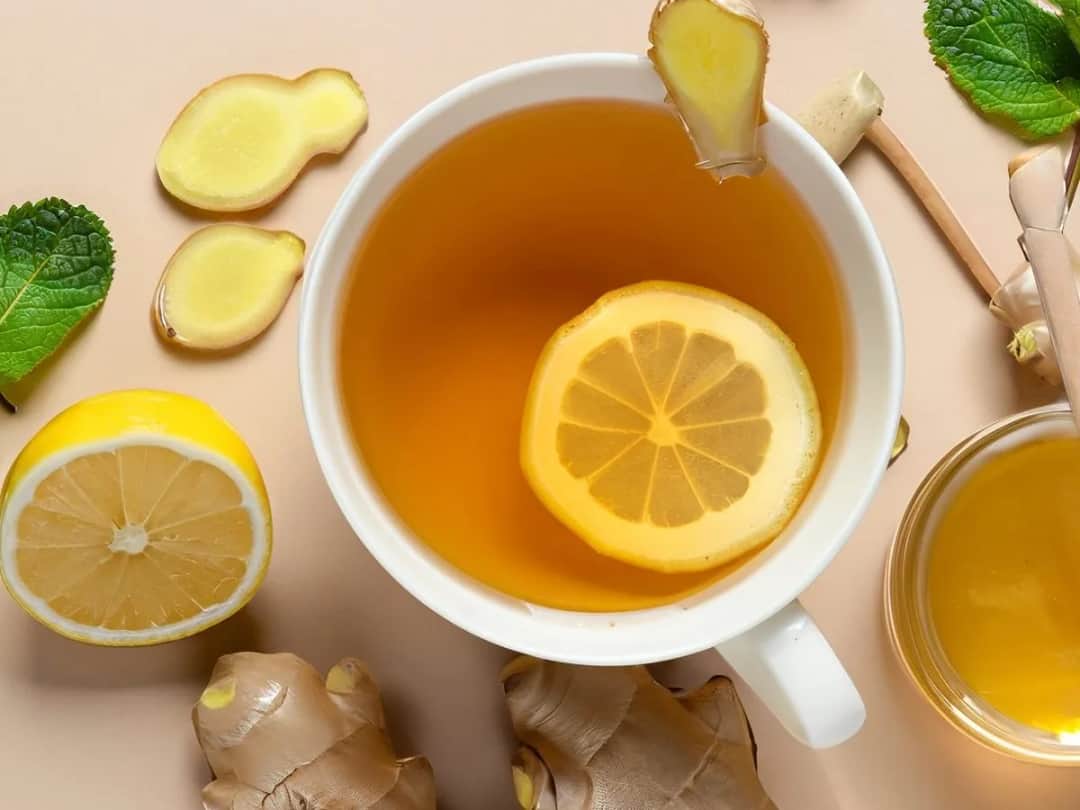 Naturalne herbaty na wymioty: Skuteczne sposoby na nudności i ból żołądka