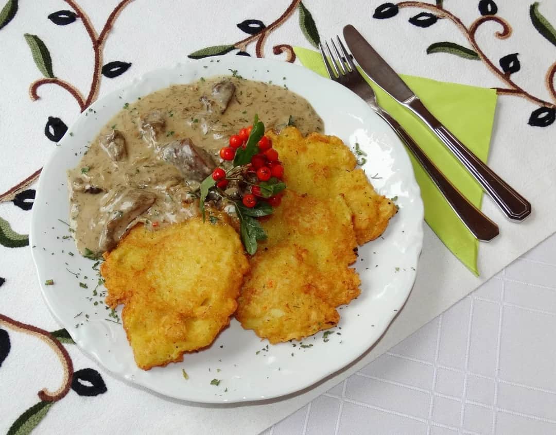 Sekret idealnych placków ziemniaczanych: ile jajek dodać, by były pyszne?