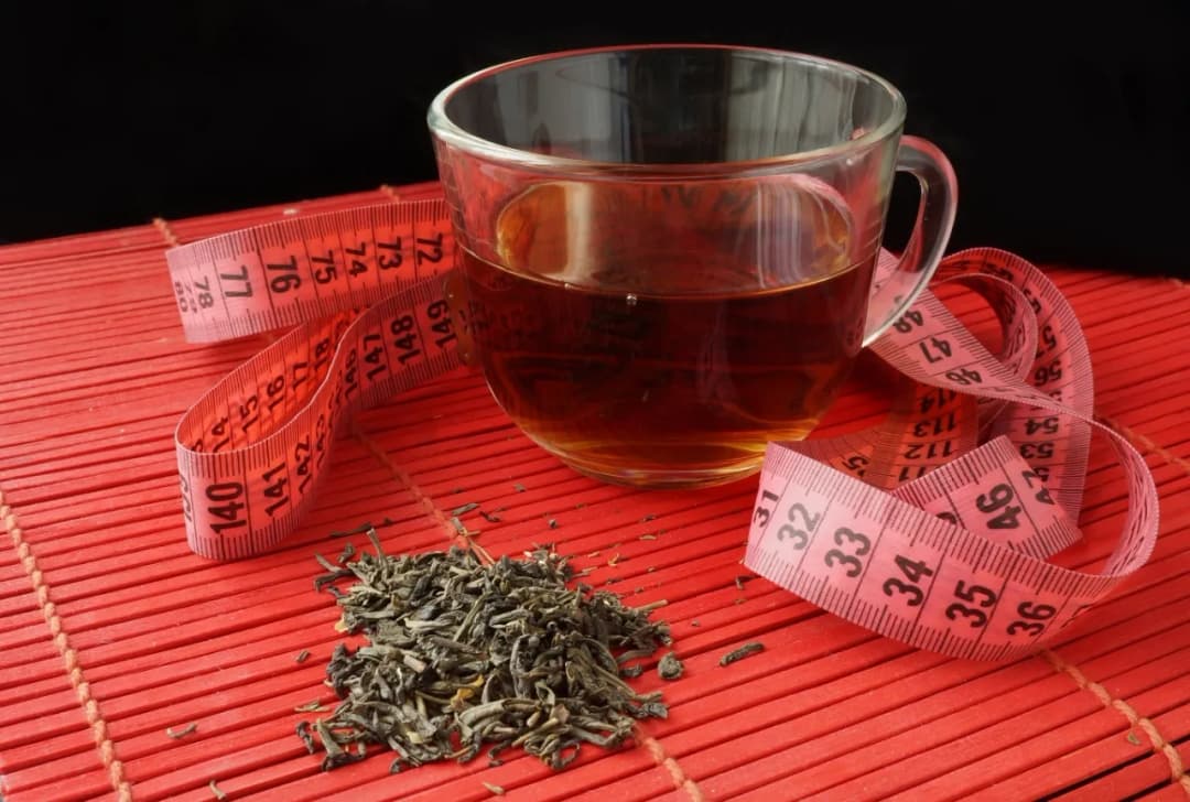 Najskuteczniejsze herbaty na odchudzanie: naturalne wsparcie w walce z nadmiarem kilogramów