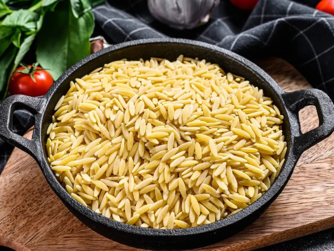 Makaron wyglądający jak ryż - idealny zamiennik w kuchni