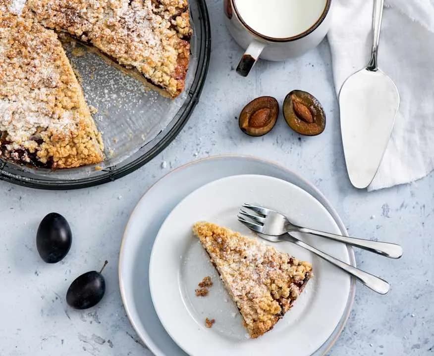 Mokre ciasto ze śliwkami przepis – idealna wilgotność i smak Mokre ciasto ze śliwkami przepis – idealna wilgotność i smak